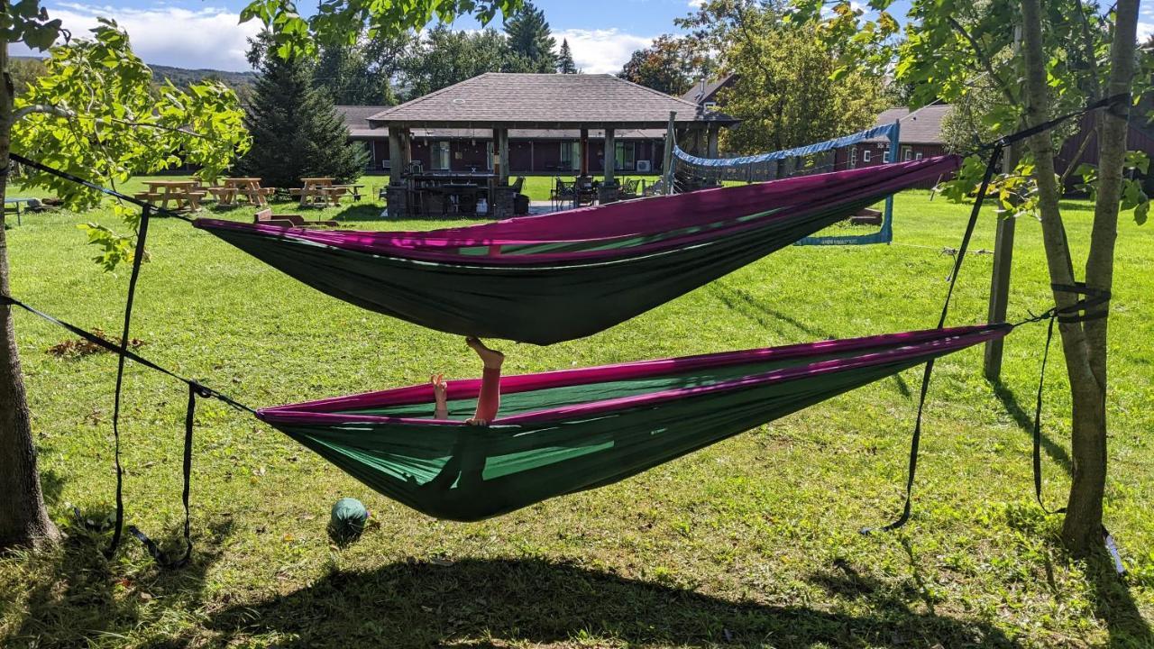 The Meadowlark Inn East Springfield المظهر الخارجي الصورة